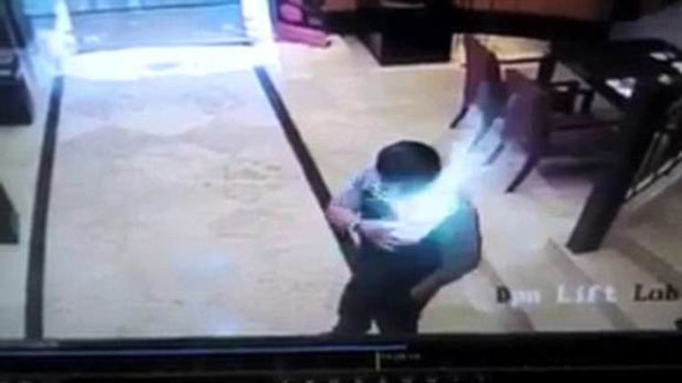 Cep telefonu böyle patladı