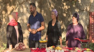 Anadolu’nun birbirinden özel yöresel lezzetlerini ekrana taşıyan Turgay Başyayla ile Lezzet Yolculuğu’nun İzmir’deki ilk ...