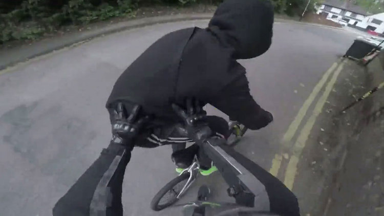 Hırsızı böyle yakaladı