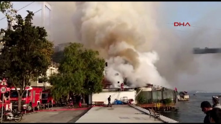 Tarihi Rumeli Hisarı İskelesi'nde yangın çıktı