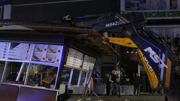 Bakırköy&#039;de yıkım gerginliği
