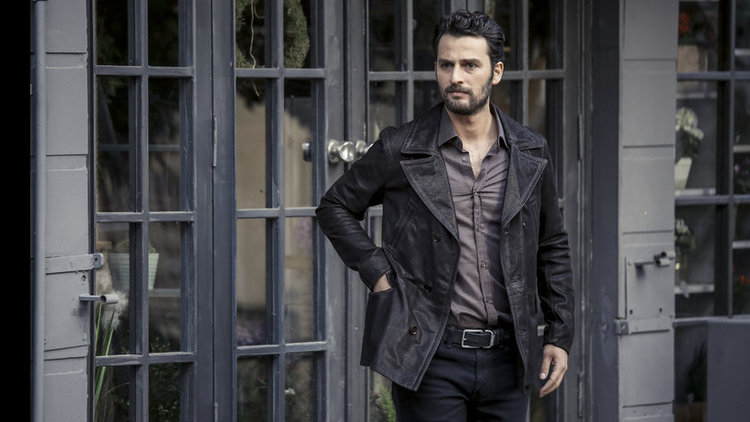 Cihangir, babasının masum olduğunu öğreniyor