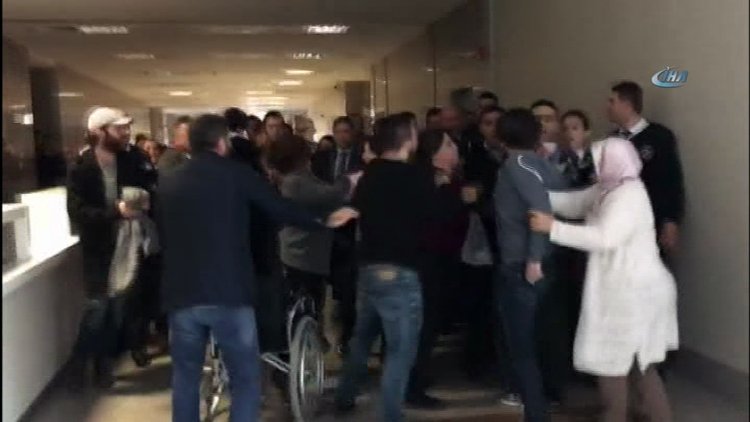 Çağlayan'daki İstanbul Adliyesi'nde gerginlik çıktı