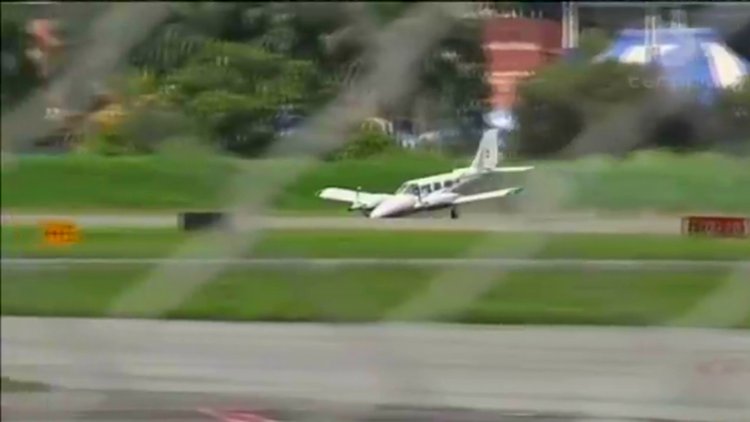 Kolombiya'da acil iniş!