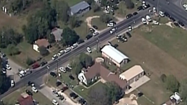 Teksas'ta kilisede katliam: 26 ölü, 20'den fazla yaralı