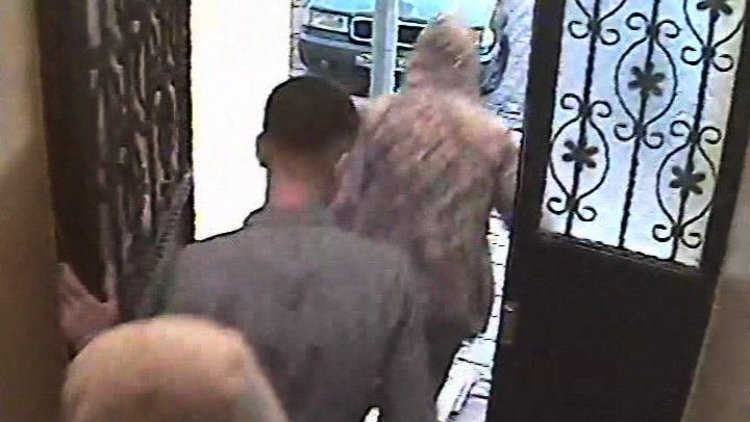 Hırsızlar ev sahibiyle karşılaşırsa