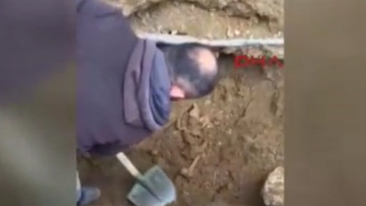 Feriköy'de kazı sırasında kemik parçaları bulundu