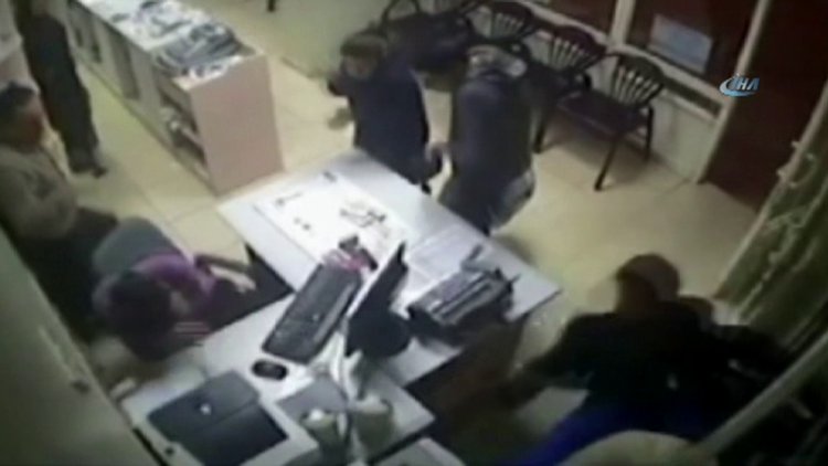 Çılgın hırsız eczaneye uçarak girdi!