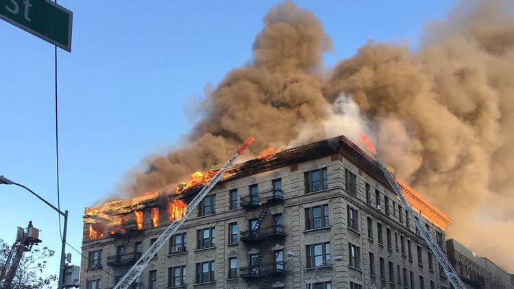 New York'ta büyük yangın!
