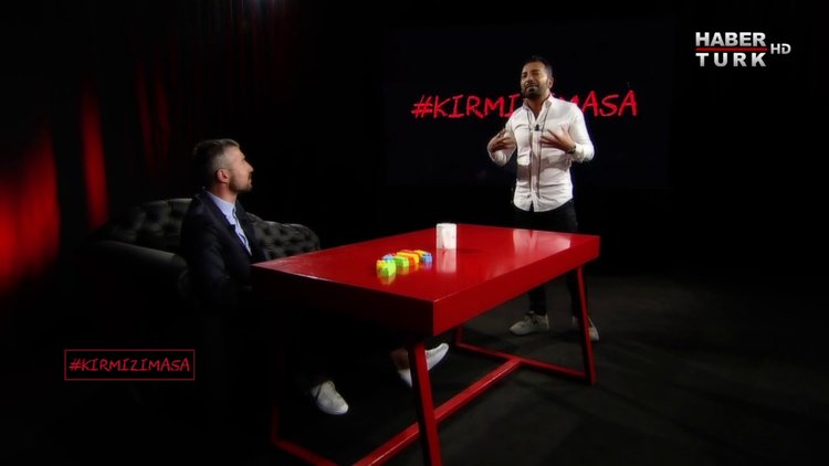 Kırmızı Masa - 18 Kasım 2017 - (Tümer Metin)