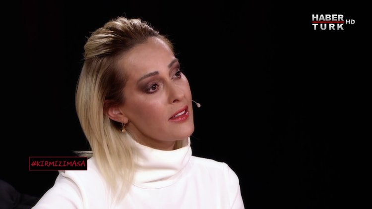 Kırmızı Masa - 25 Kasım 2017 (Helin Avşar)