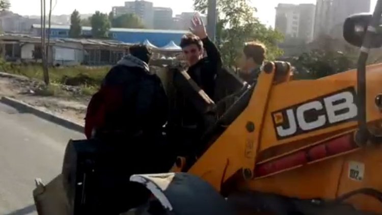 İş makinesi servis oldu!