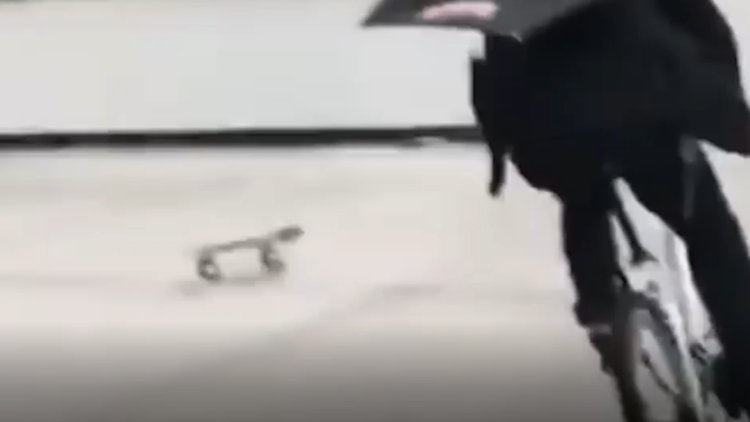 Birisi kötü bir gün geçiriyor