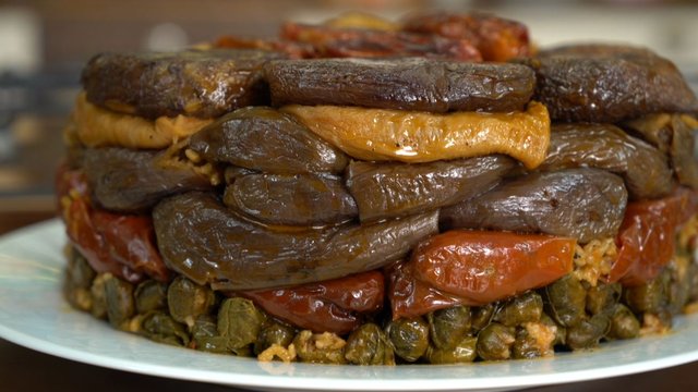 Karışık Kuru Dolma