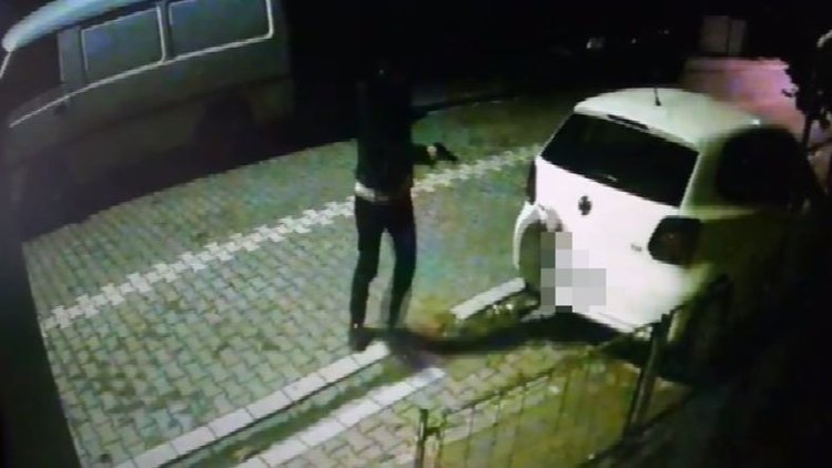 Otomobiline defalarca ateş etti