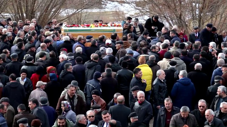 Halk ozanı Ali Kızıltuğ son yolculuğuna uğurlandı