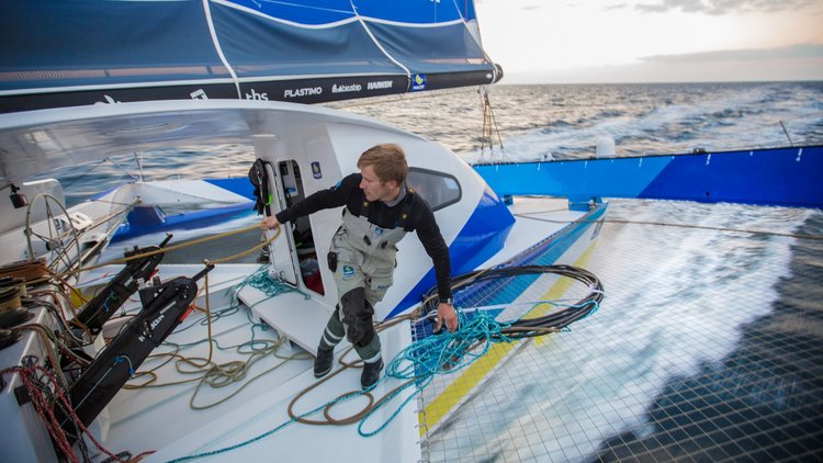 42 günde devri alem