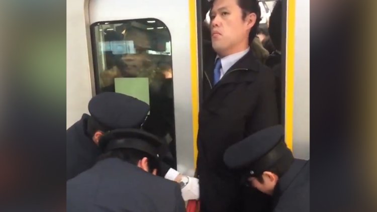 Tokyo'da sıradan bir sabah