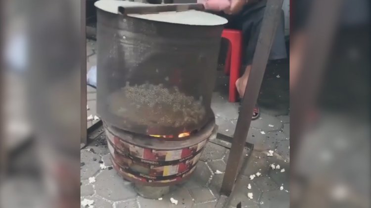 Mangal ateşinde patlamış mısır