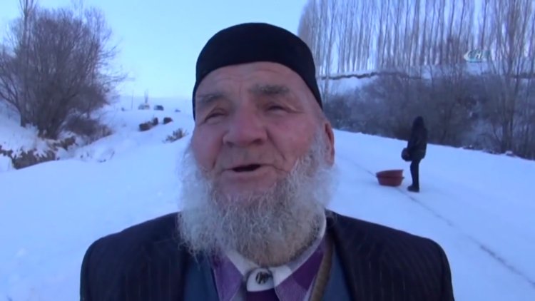 84 yaşında kayak yapan dedeler