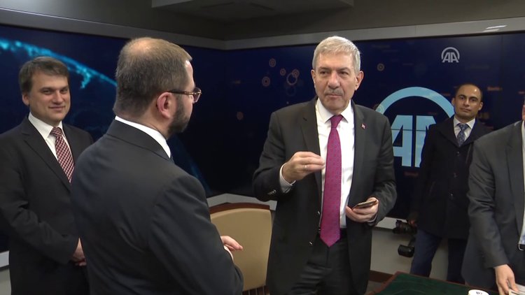 Bakan Demircan acillerde "kırmızı ışık" projesini tanıttı