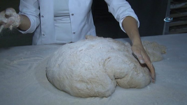 Bu ekmeğin tadı klasik müzikten geliyor