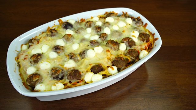 59 saniyede Köfteli Spagetti 