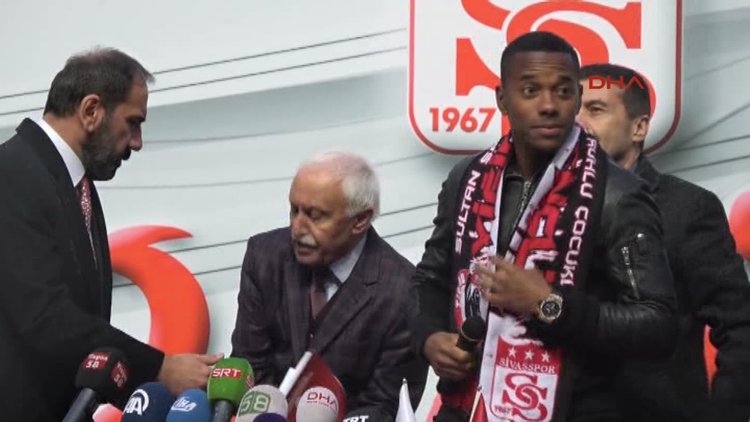 Robinho'dan "Merhaba gardaş!"