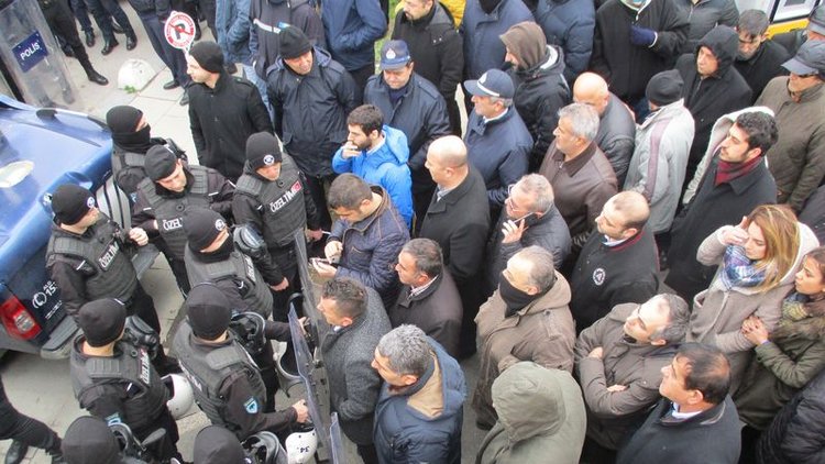 Kadıköy&#039;de &quot;otopark&quot; gerginliği