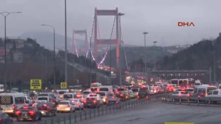 FSM'de intihar girişimi trafiği kilitledi