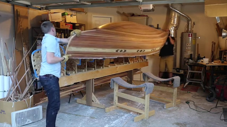 Muhteşem bir kano yapımı