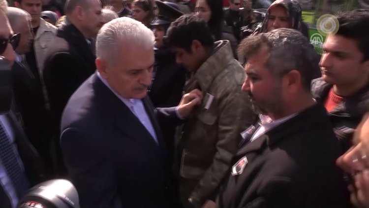Başbakan Yıldırım, Şehit Ahmet Bayram'ın cenaze törenine katıldı