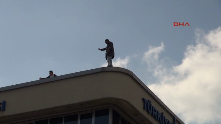 Bakırköy'de intihar girişimi