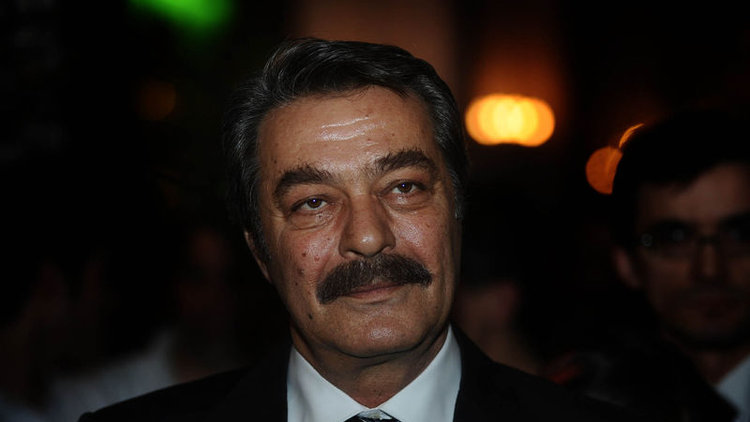 Kadir İnanır yoğun bakımda