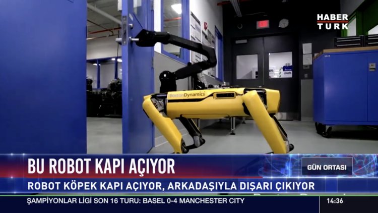 Bu robot kapı açıyor