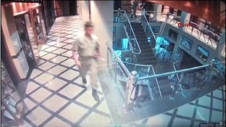 Kahraman Ömer Halisdemir'in son görüntüleri