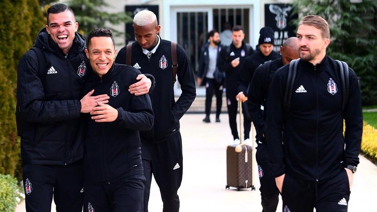 Beşiktaş, Münih'e gitti