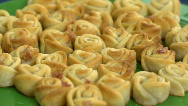 58 saniyede Gül Şerbetli Tatlı