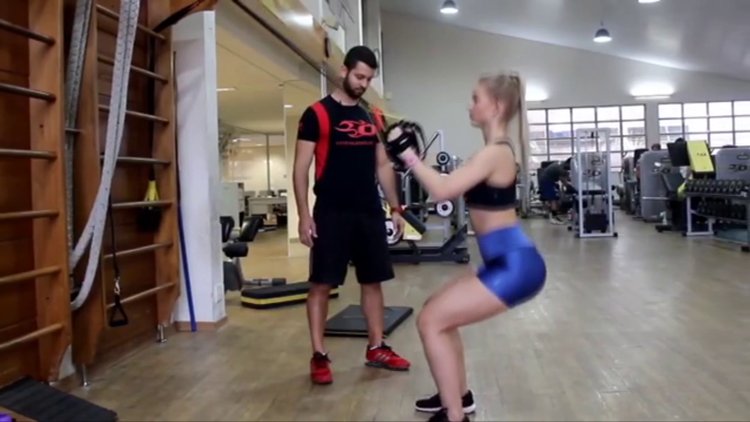 Ünlü fitness modeli mekik çekerken felç kaldı!