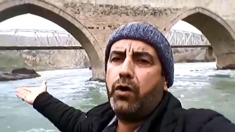 İlk kez şelale gören adamdan yeni video!