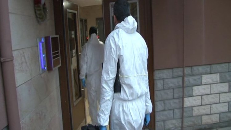 İstanbul&#039;da evlat dehşeti! Anne ve babasını öldüren zanlı yakalandı