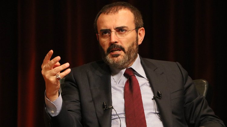 Mahir Ünal: Yavuz Sultan Selim'in kaftanını ısrarla Amerika'ya götürmek istediler