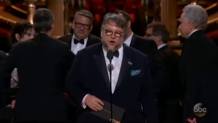 Gary Oldman en iyi aktör ödülünü aldı