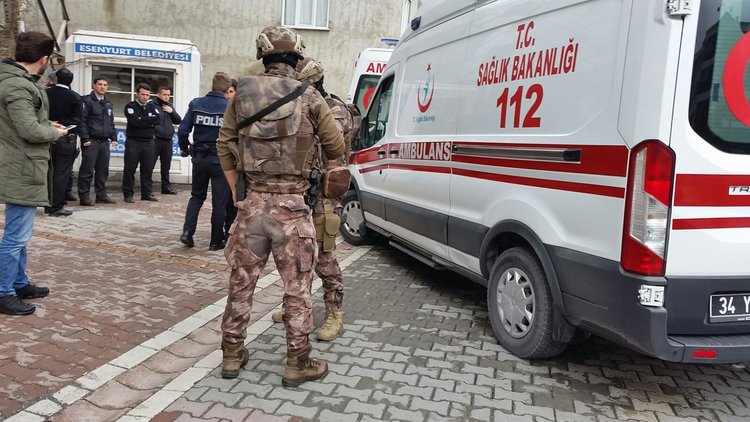 Esenyurt Belediyesi'nde silah sesleri: 2 ölü