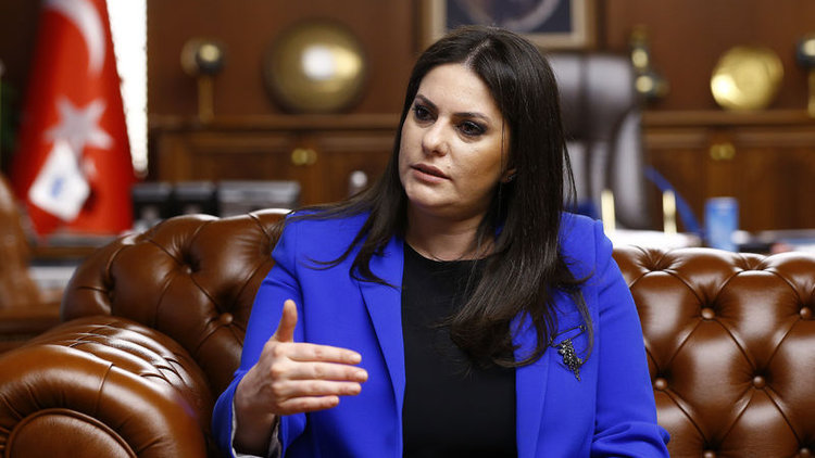 Bakan Sarıeroğlu&#039;ndan taşeron açıklaması