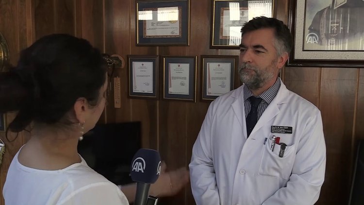Kendi böbreği yeniden nakledildi
