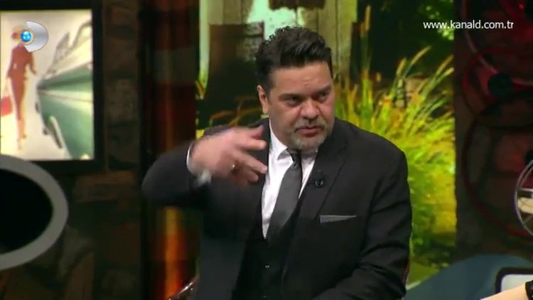 Beyaz'dan Ahmet Kural'a 'Sıla' göndermesi