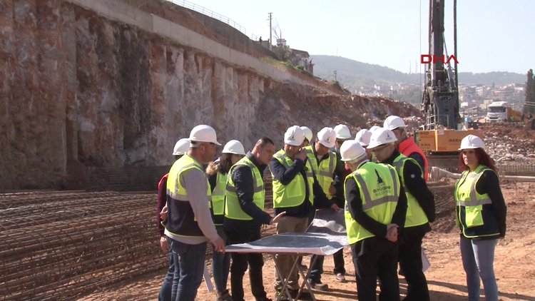İzmir'in en uzun tünelinde kazı başladı