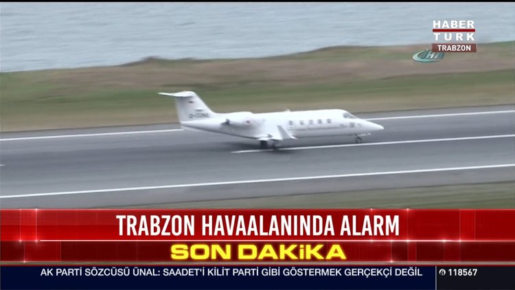 Ambulans uçak iniş yaptı
