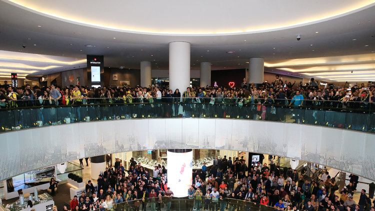 Alex de Souza izdihamı!